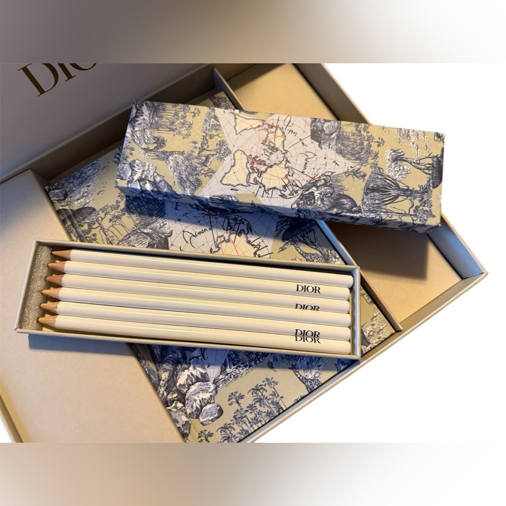 New Dior Around the World Stationary/Notebook Set Platinum Birthday Gift! - Picture 4 of 5